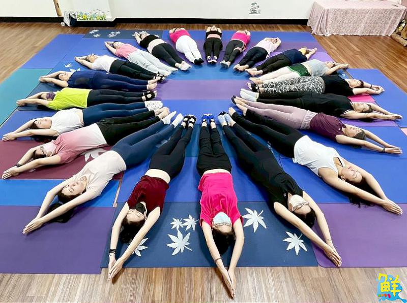 由直覺開闢人生藍圖 李君逸以瑜珈和催眠實現全民健康新願景