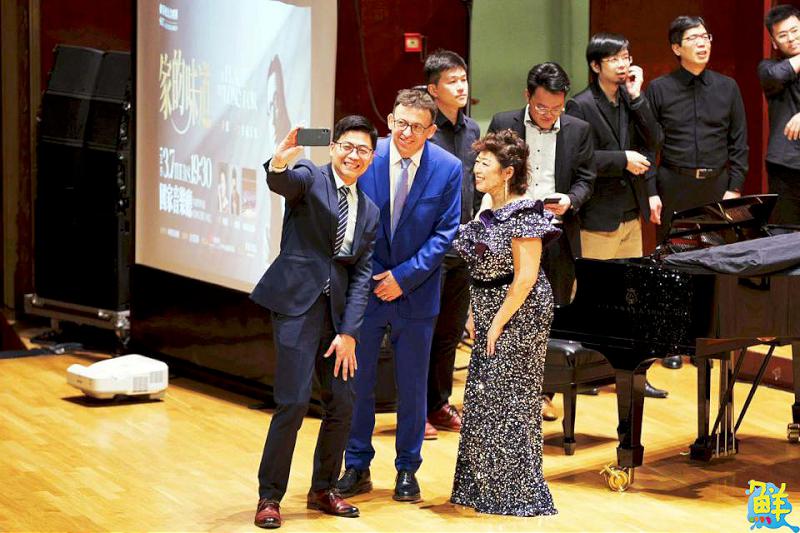 合唱團里長伯 林俊龍 推廣正版樂譜改變音樂市場 尊重原創身體力行