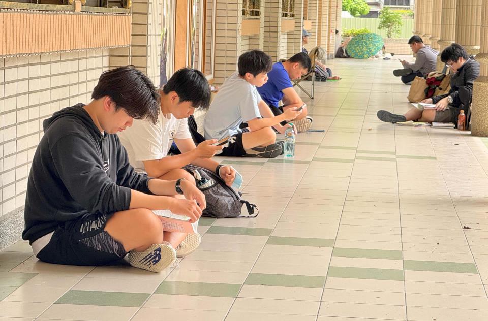 114學年度分科測驗首日高雄二考區260人缺考 2考生違規遭扣減1級分