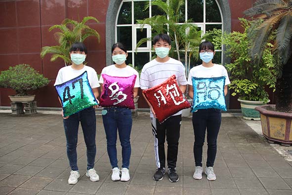 中山工商歡慶改制47週年 35對多胞胎師生進場格外吸睛