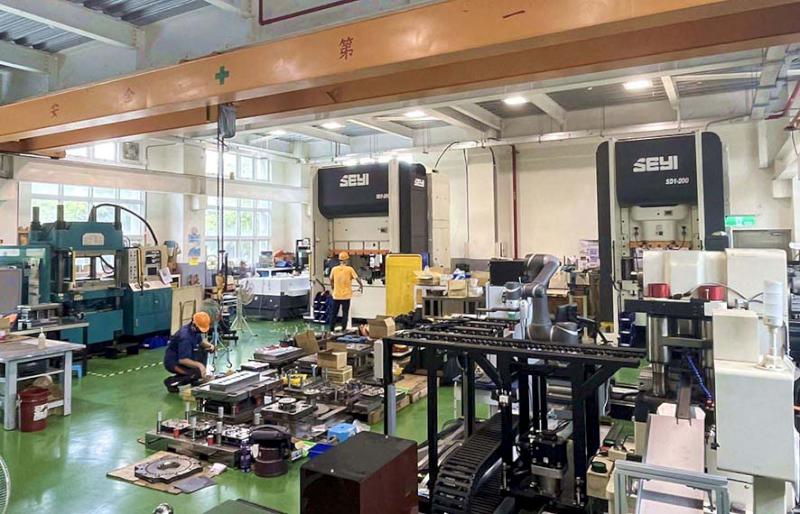 經發局攜手高科大領先全全台 合辦航太板金成形與多軸加工應用實務研習班