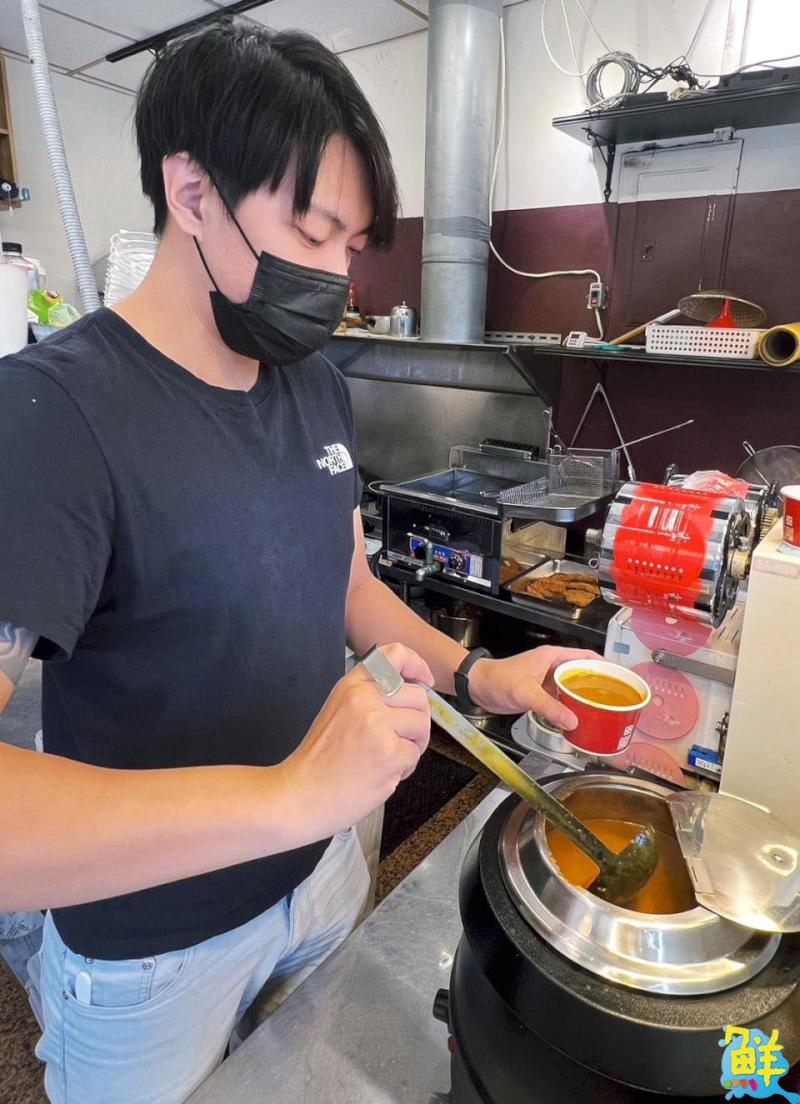 鳳山必吃!健康美味の好滋味在 小東門咖哩鳳山青年店