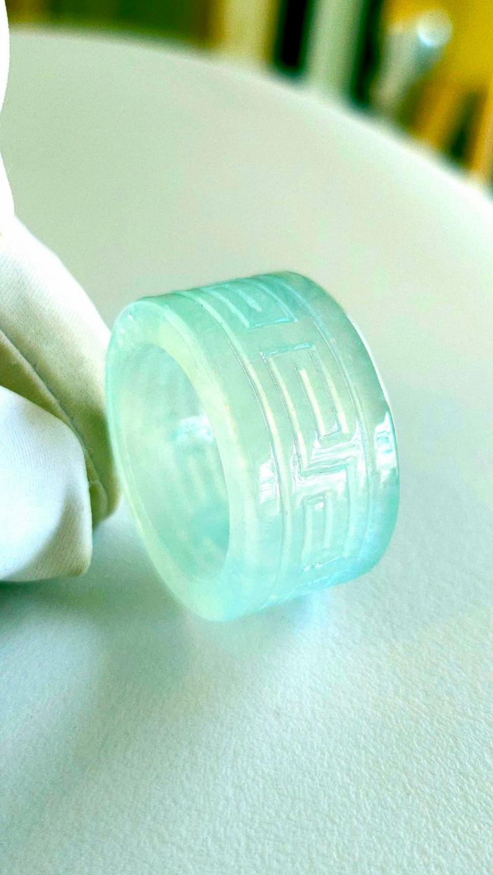 陳龍翡翠精品 台灣高雄在地商家 緬甸第一手貨源