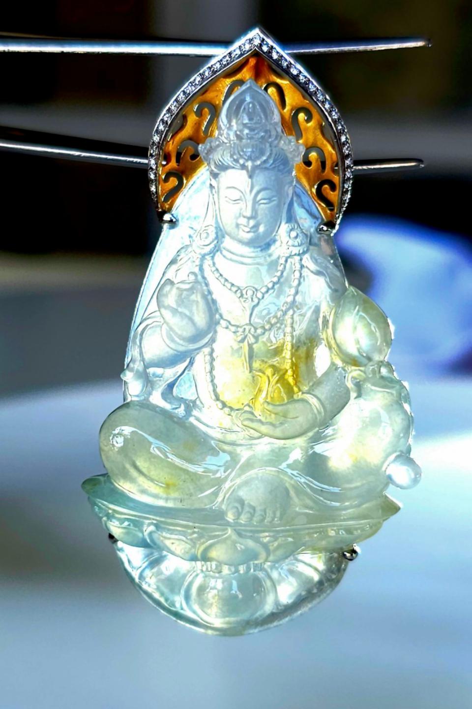 陳龍翡翠精品 台灣高雄在地商家 緬甸第一手貨源