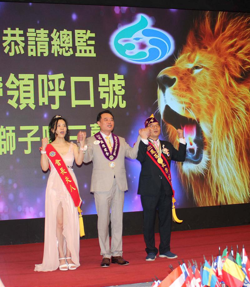 高雄鳳西獅子會第26屆會長李建昌就任 會場變身奇幻婚禮新人互換角色獻上祝福