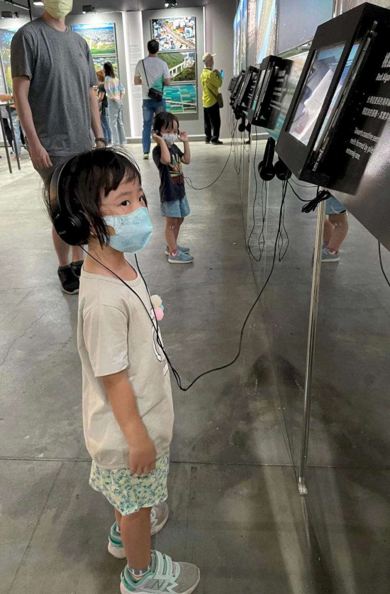 《看見台灣》10週年攝影展巡迴高市駁二藝術特區 展期倒數歡迎把握中秋連假聆賞