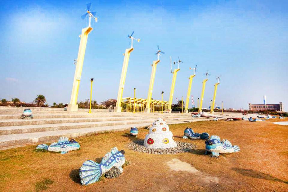 【第288期】高雄三天兩夜嗨翻天! 網羅暑假精選活動、熱門景點 團體出遊更優惠