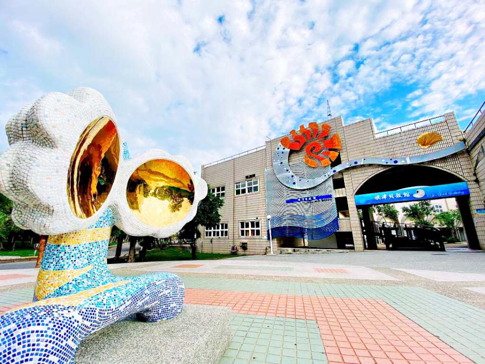 【第288期】高雄三天兩夜嗨翻天! 網羅暑假精選活動、熱門景點 團體出遊更優惠