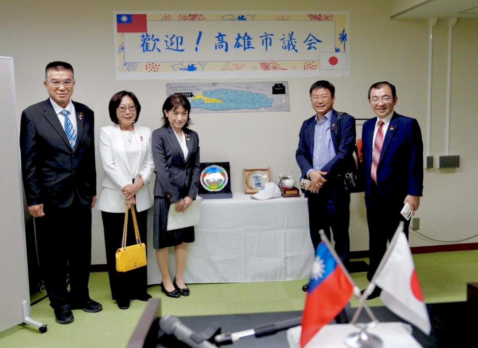 高市議會議長康裕成率團出訪日本大阪和歌山 首站拜會姊妹歌山市議會