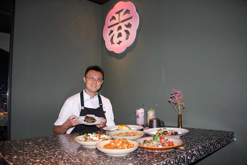 高市百貨美食街知名餐飲集團旗下餐酒館 新推菜單精選多國餐酒喜迎母親節