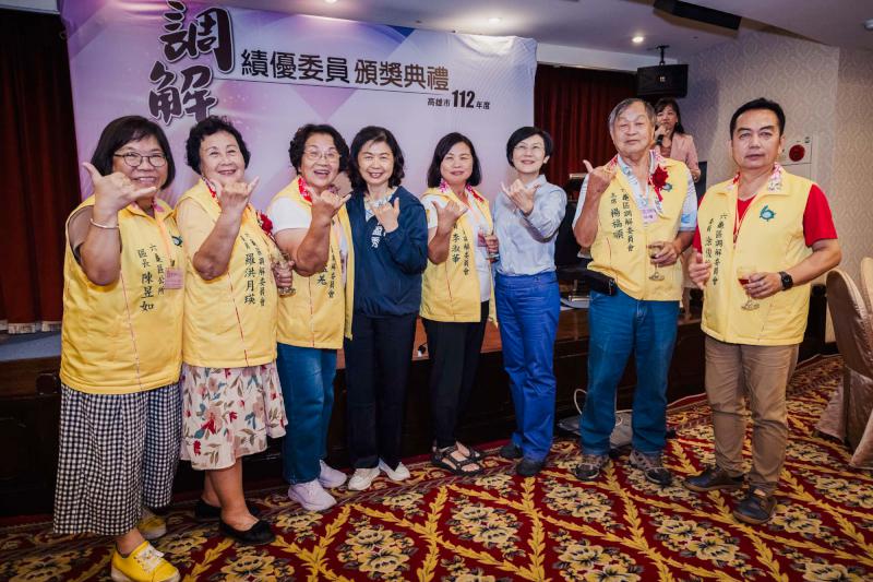 高市23區163名調解委員獲頒市長獎及民政局長獎 民政局同步調升文康費3400元