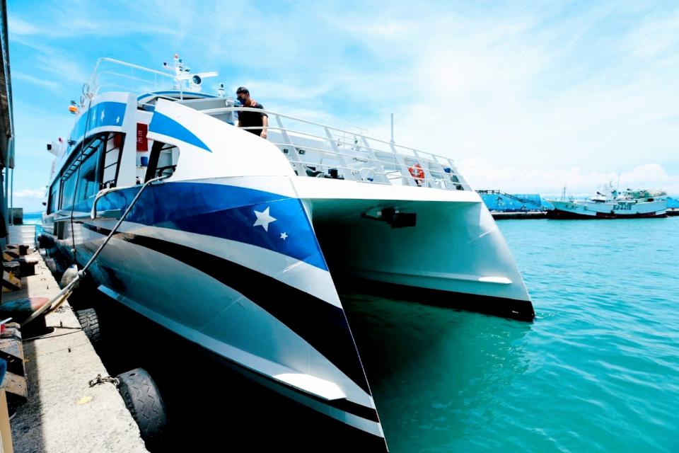 東琉線聯營處交通船屏東東港至小琉球最快29分13秒 交通加觀光船套票限量供應