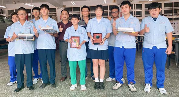 教育部第16屆全國高中職太陽能模型車賽 高英工商包辦冠亞軍代表台灣出征澳洲