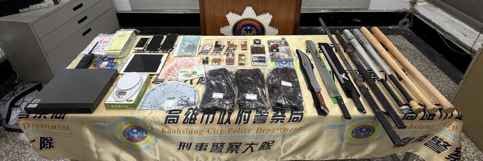 高市大寮區無照營業KTV販毒助興 高市刑大會同3單位查緝逮54人2人羈押禁見