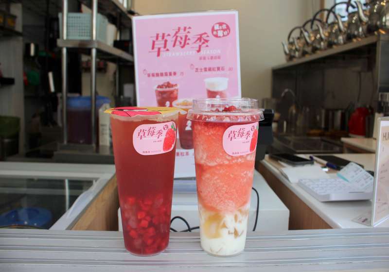 兄弟檔創業開飲品店取材茶壺命名 茶種區分品項定期推新品邀嘗鮮