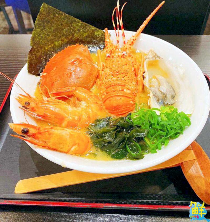 超人氣圈粉無數!鶴月亭 極道製麺所 鶏白湯拉麺専門店 品嚐極致道地日式風味