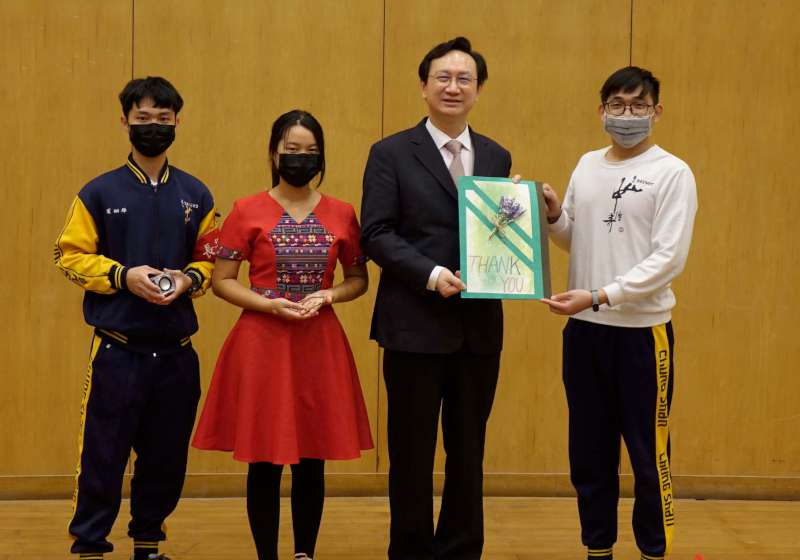 僑委會訪視中山工商建教班僑生學宿環境 盛讚校方連結科大、企業完善照護