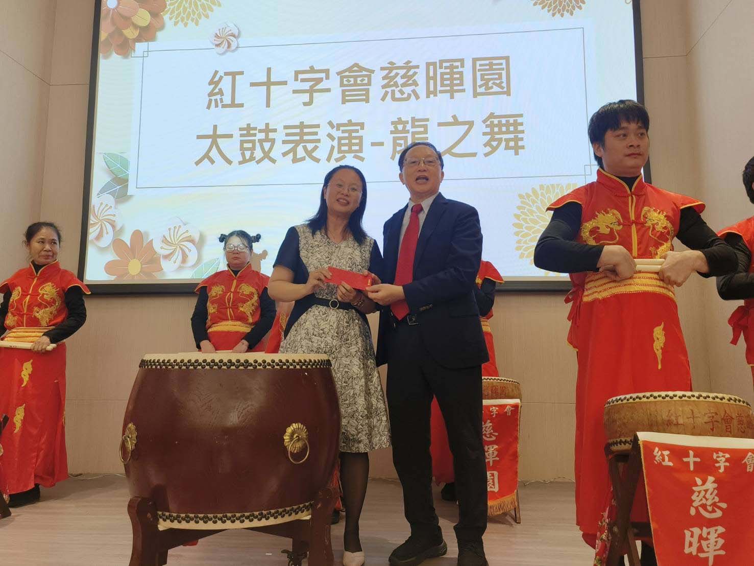 曹賜斌整形外科診所28週年院慶暨春酒宴 曹賜斌分享6大亮點成就