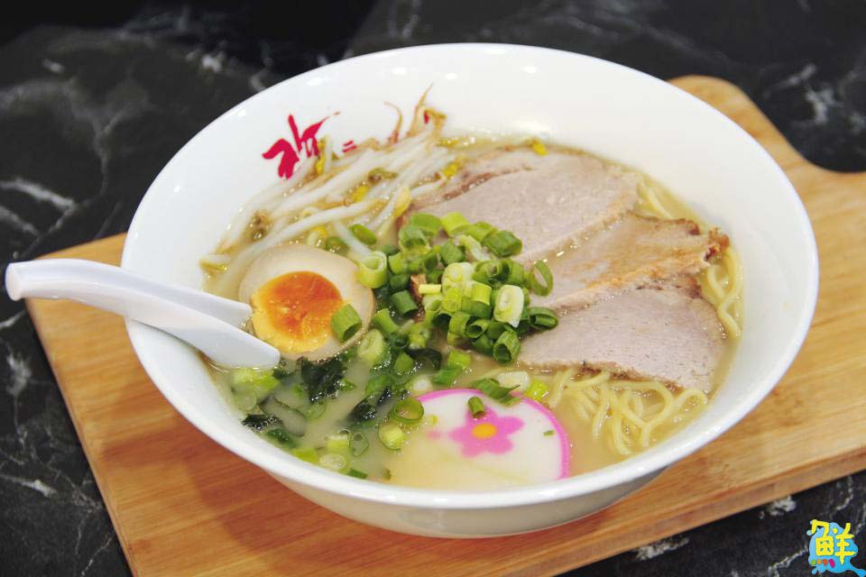 楠梓必吃!秒飛日本 珍珍珍日本拉麵 平價美味 餐餐滿意