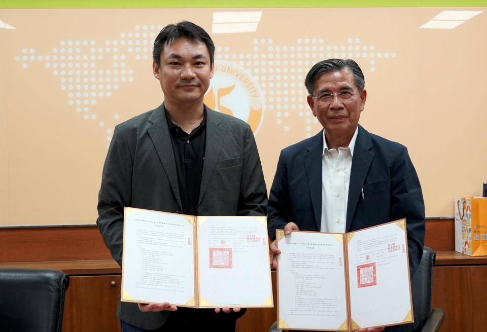 正修科大結盟再生能源商產學合作 逐年受贈30萬元獎助經濟弱勢生