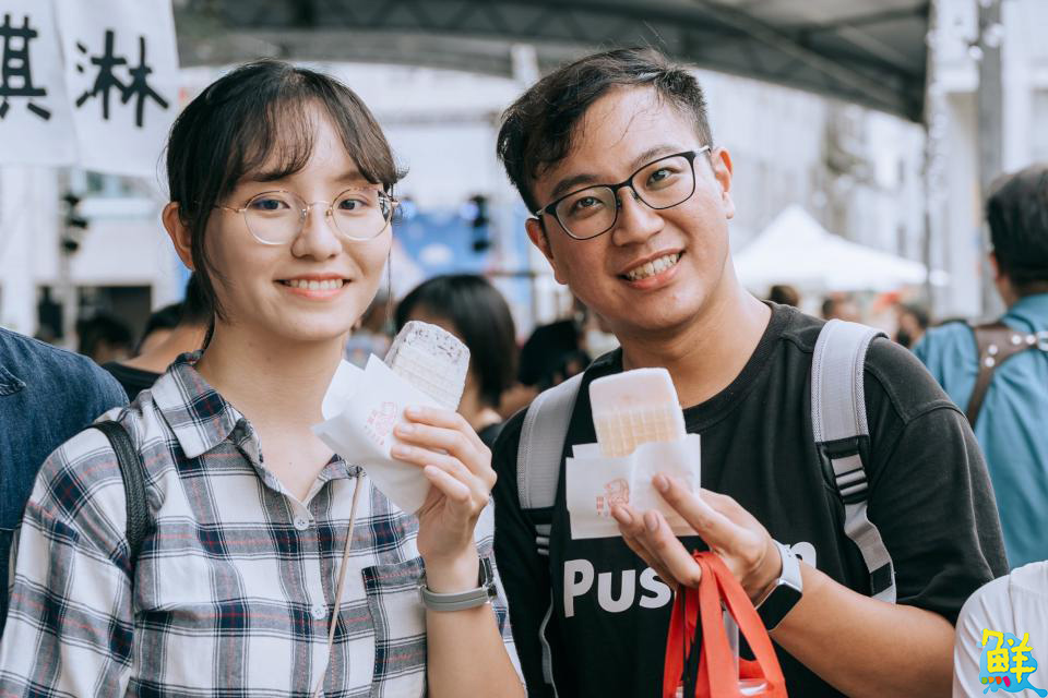 高雄消暑神冰來臨!「大港閱冰」於哈瑪星清涼登場 掀起沁心冰炫風