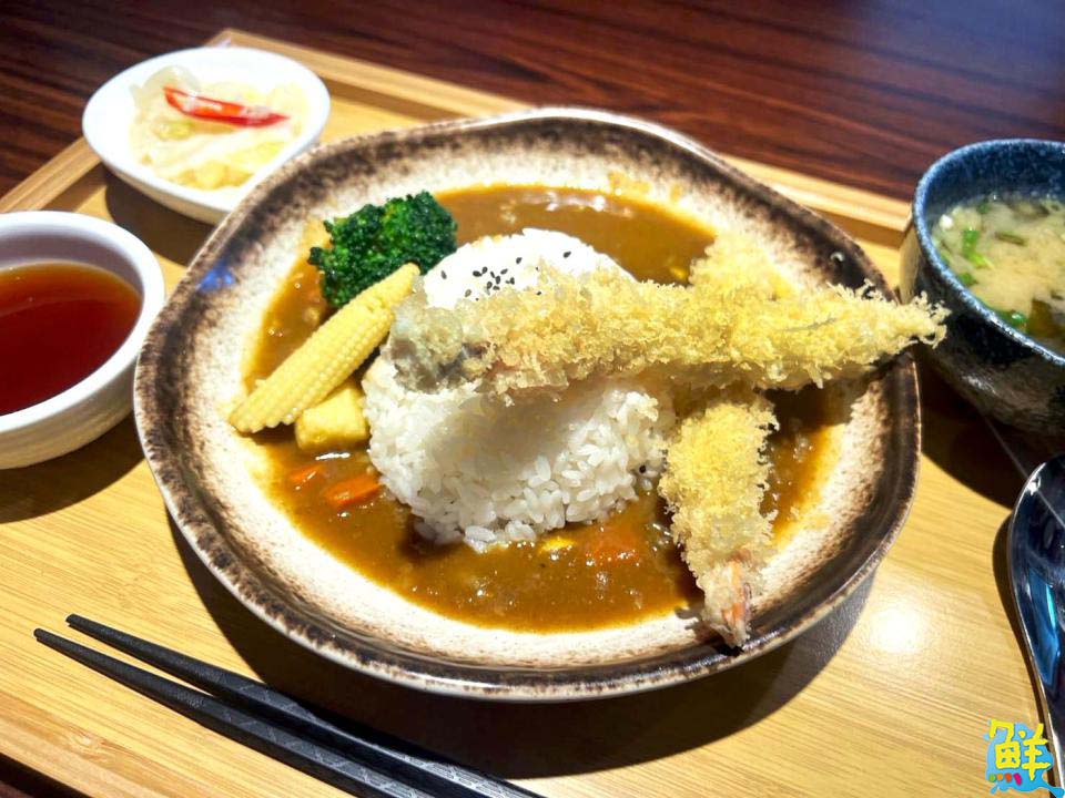 咖哩控v.s豬排控 竜川食堂 讓你一次滿足美食願望
