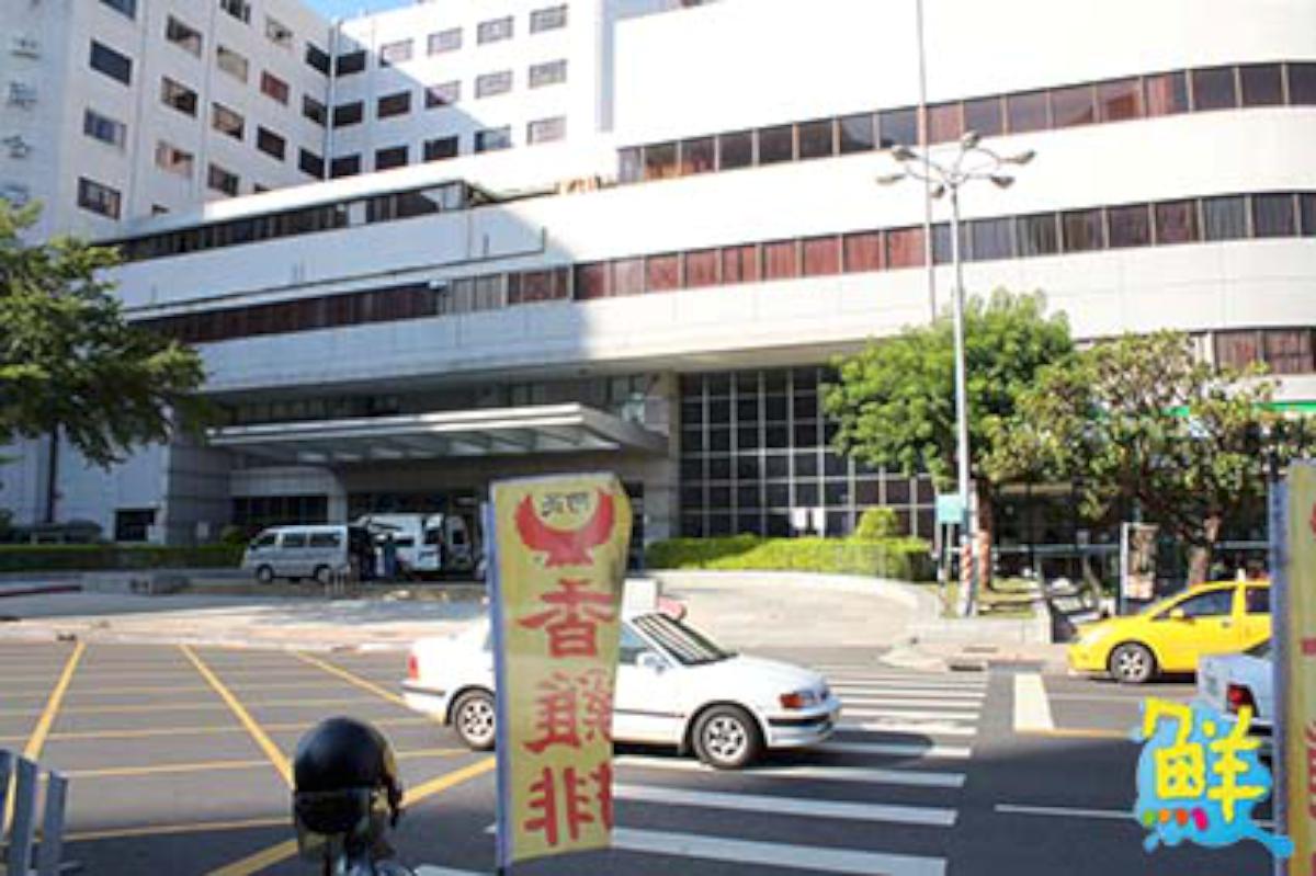 【阿亮香雞排-美術館店】霸氣雞排宵夜必備炸物套餐歡樂點