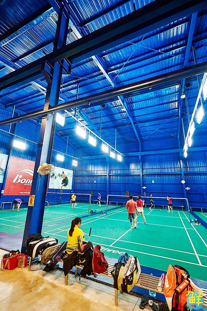 高雄專業羽球場地首選 加賀羽球館 好球場揮出勝利一擊 成就羽球人生