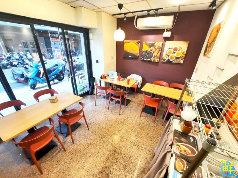 咖哩控激推! 國民美食 小東門咖哩鳳山青年店 新鮮美味看得見