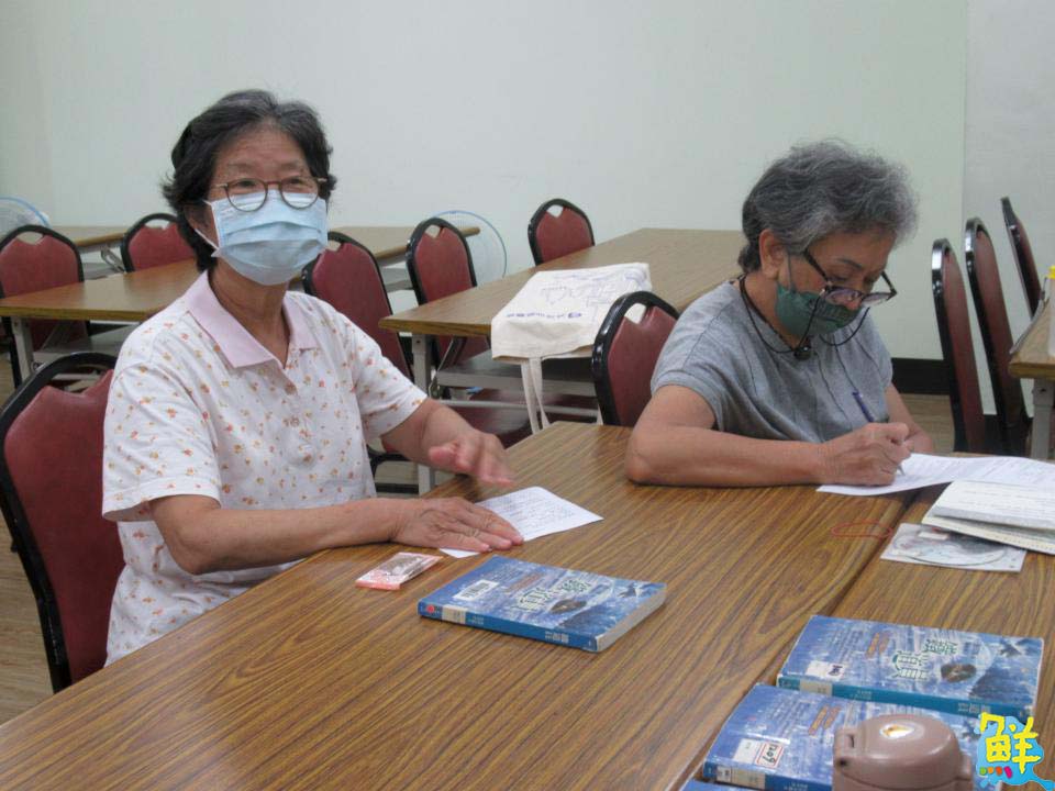 鼓山圖書館舉辦成人讀書會 共讀《鐵道員》 感受職人恪守崗位的意志