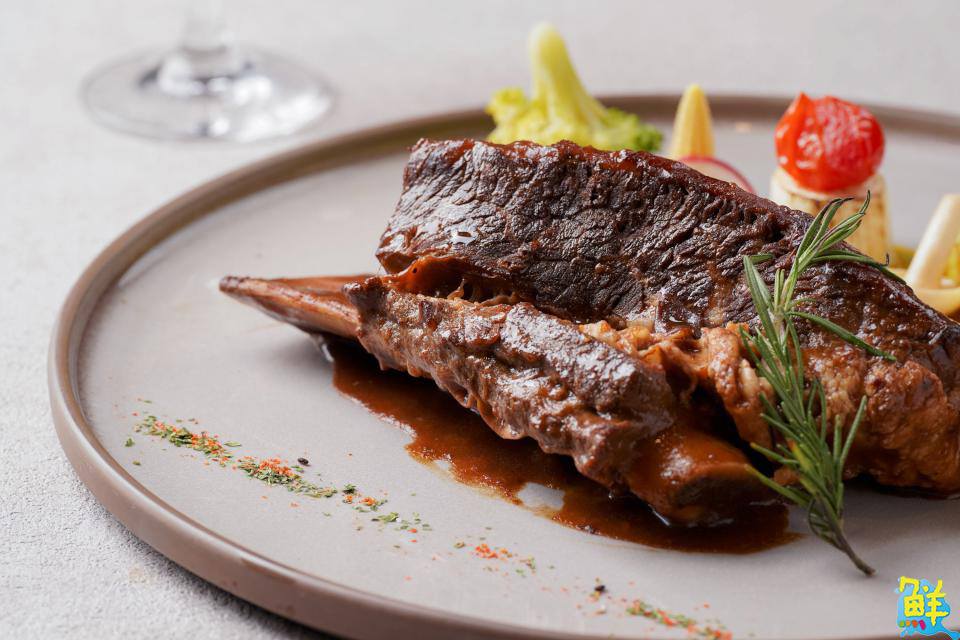 和逸飯店•高雄中山館推出住宿與餐飲獨家禮遇 搶攻夏季商機