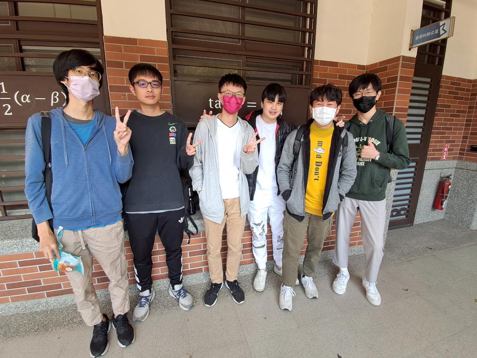 中山大學113學年度碩士暨碩專班招生考試北高兩地登場 電機所錄取率最低
