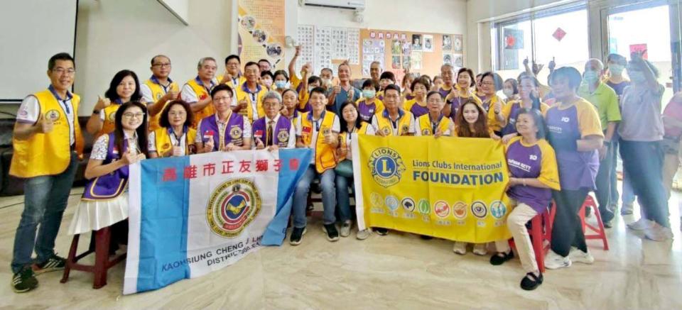高市正友獅子會會長蔡勝全捐資15萬元 助臺灣雷特氏症病友關懷協會汰換冷氣