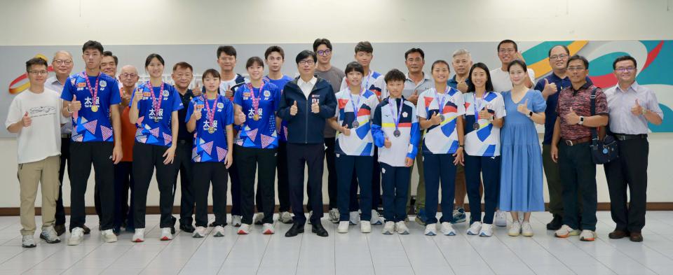 兒虐事件預防  陳其邁：完善立法、積極妥處、嚴格審查