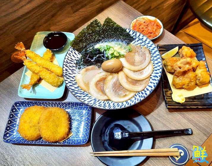 一緒に食事に行こう! 盡在食事處櫻亭 豚骨拉麵專賣 燒烤.日式居酒屋