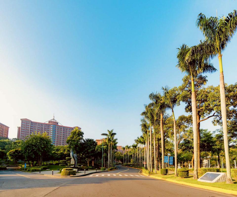 義大領先全台推人工智慧跨域整合必修課 陸續建置相關設備場域強化教學品質