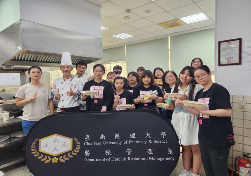 拒絕性騷!嘉藥大學戲劇帶動唱 教導學童拒絕性騷擾勇敢說不