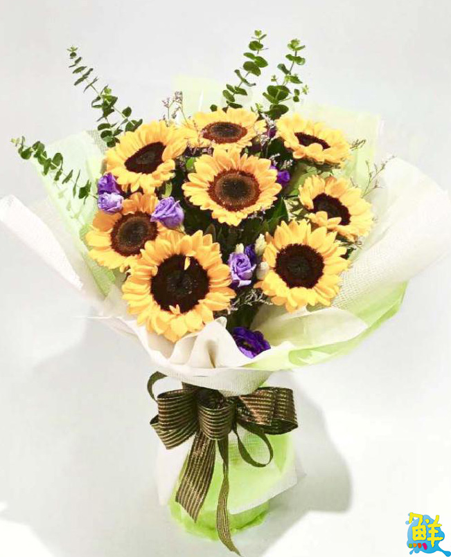 以花傳遞 那藏於心中的感謝 國際皇家花藝設計為天下父親獻上敬愛之花