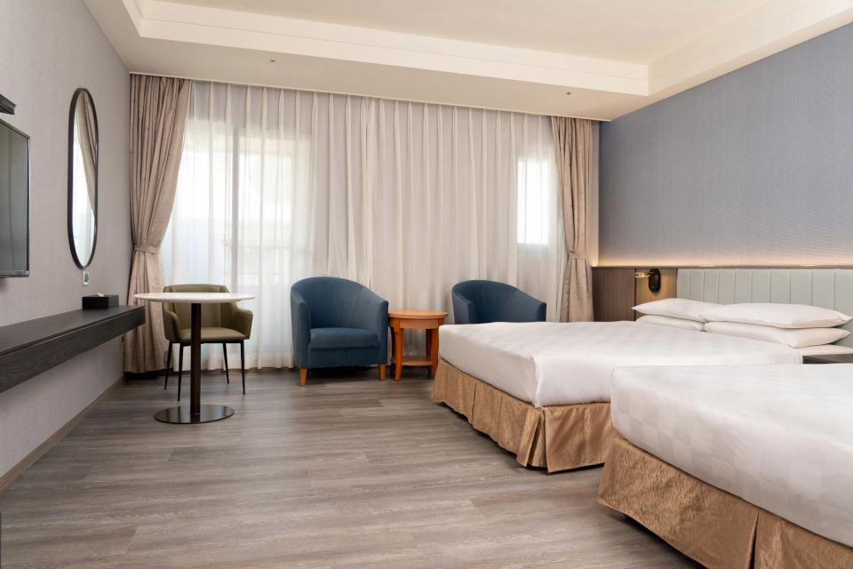 義大天悅飯店邀限時快閃入住溫馨家庭房 高中職以上學生畢業季專案免費升等房型