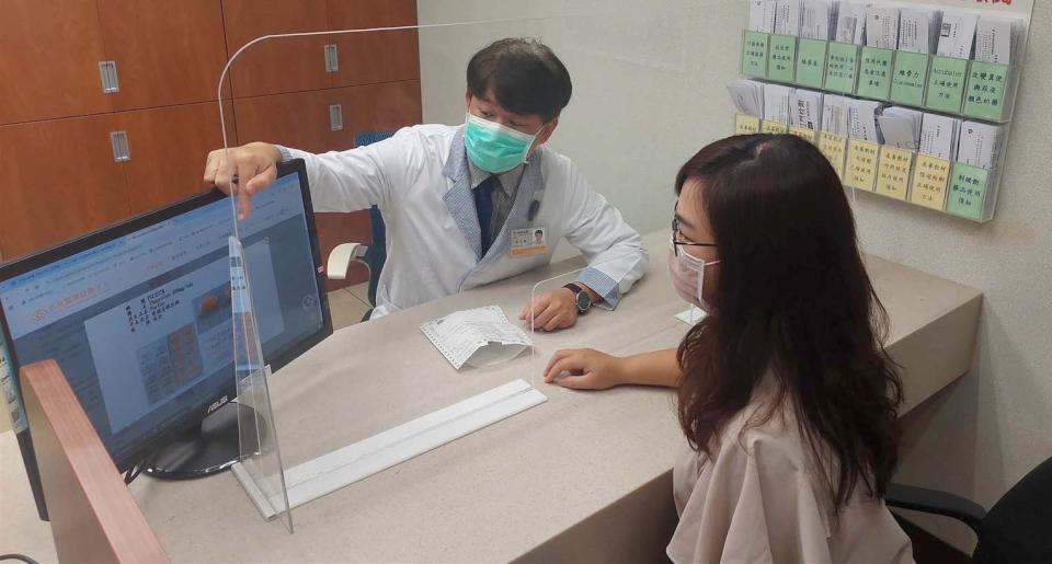 高雄長庚醫院提醒孕婦避免服用消炎止痛藥 降新生兒罹慢性腎臟病風險