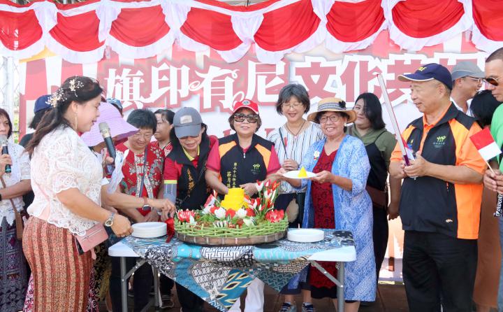 南家扶中心旗津服務處攜手高市海洋局 前進旗津魚市場推文化共好日歡度印尼國慶