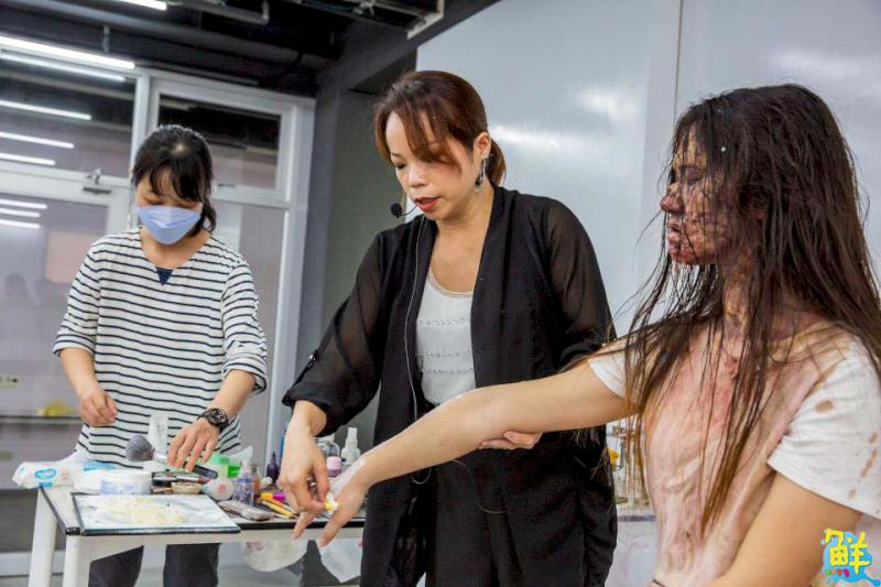 嘉藥引領時尚攜手美妝頂尖企業與潮流接軌