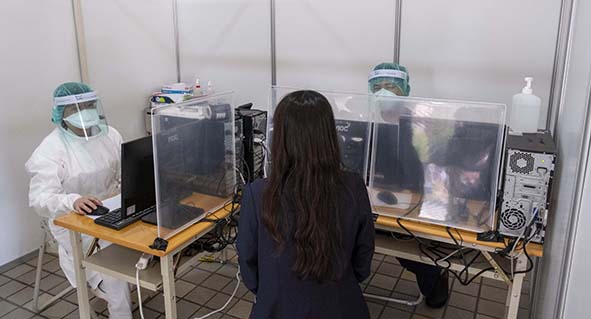 高醫平日開設呼吸道戶外門診 急性呼吸道感冒症狀現場掛號問診