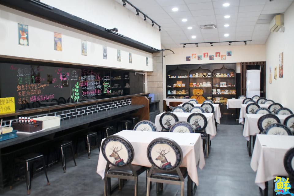 高雄聖誕夜美食推薦 驚蟄洋食坊 超值排餐、自助吧 饕客大推:回味無窮~