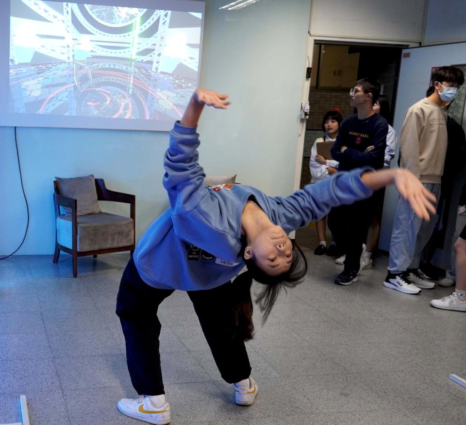 正修科大幼兒園歌舞拜早年主官師長 7系所冬令營同步開跑