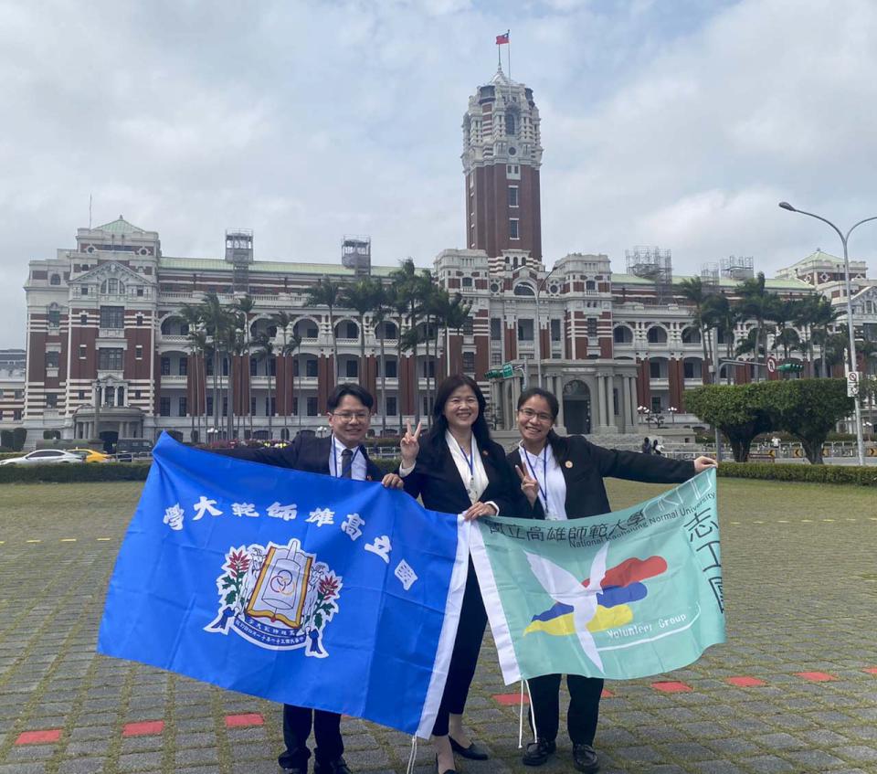 第30屆全國大專院校傑出服務性社團暨社團領袖傑青獎 高師大志工團包辦4獎項