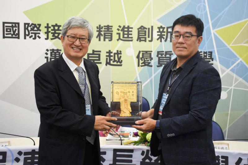 高師大第8任校長吳連賞榮退學術研討會 學生簡報、論文發表、工作坊加專題講座