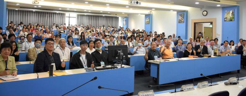 高師大第8任校長吳連賞榮退學術研討會 學生簡報、論文發表、工作坊加專題講座