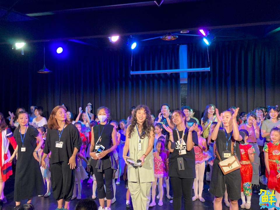 舞動青春魅力無法擋 盧郁玟(Mika老師) 活出自我嶄露自信光彩