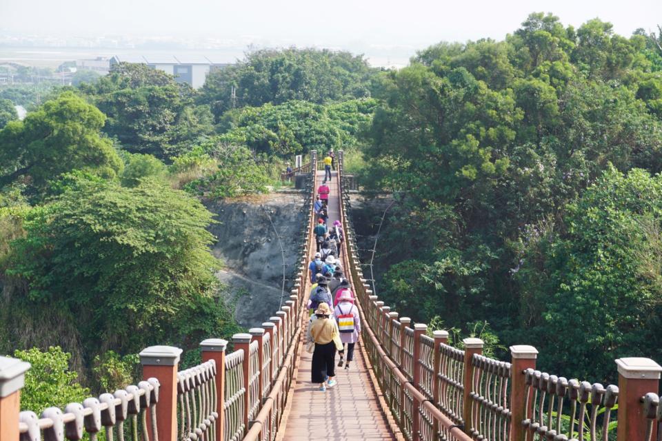 初秋微涼高雄海線旅遊首選「2024海線潮旅行」4線齊發 體驗最潮北高海味